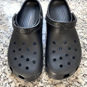 Mens 14. Black crocs. New without tags.